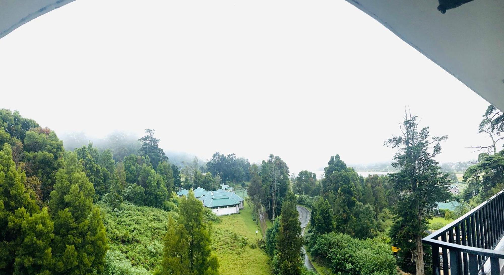 Galway Green - Lake View Luxury Apartment, Nuwara Eliya Sri Lanka ภายนอก รูปภาพ