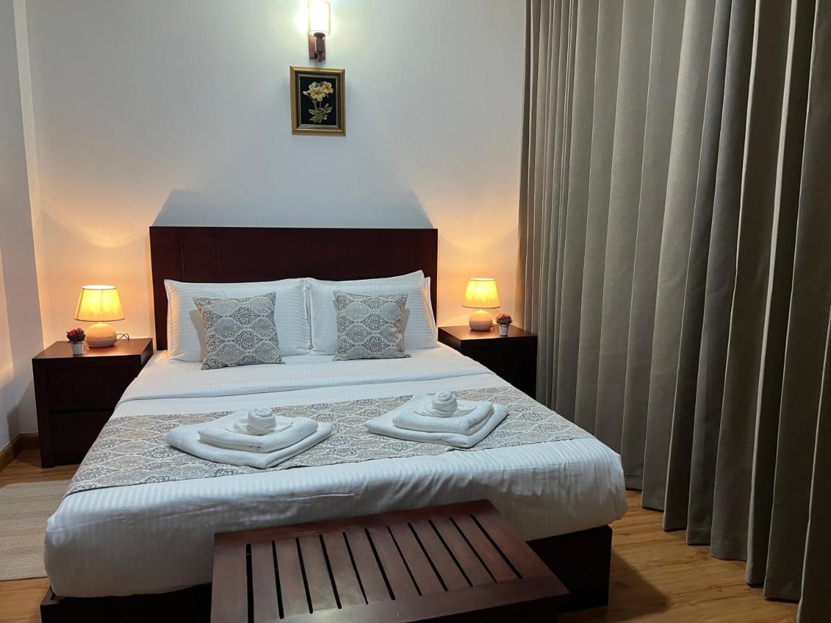 Galway Green - Lake View Luxury Apartment, Nuwara Eliya Sri Lanka ภายนอก รูปภาพ
