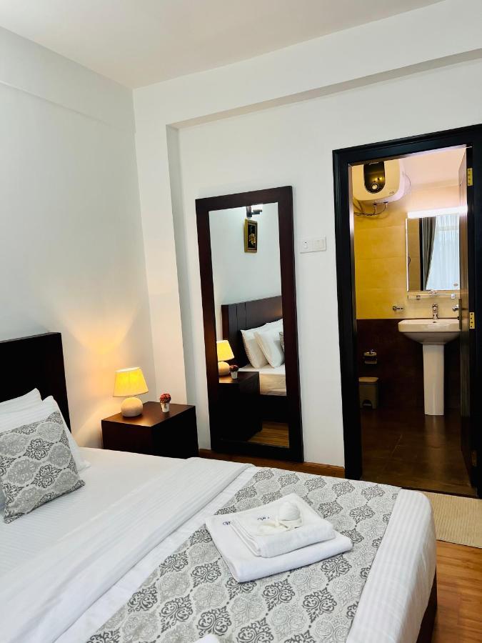 Galway Green - Lake View Luxury Apartment, Nuwara Eliya Sri Lanka ภายนอก รูปภาพ